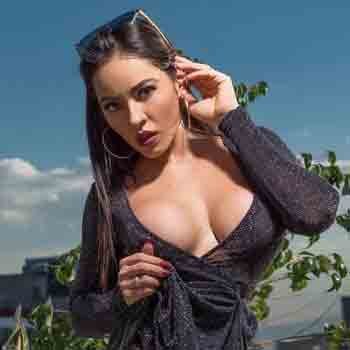 Kacey Russian Delhi Massage Services